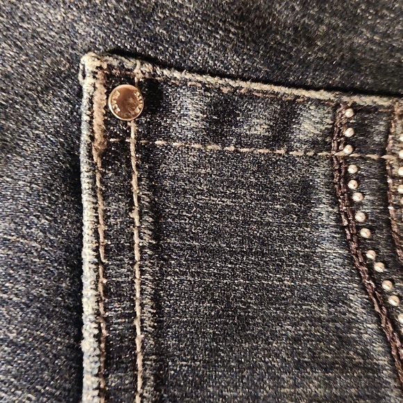 White House Black Market Distressed Jeans - Picture 4 of 12